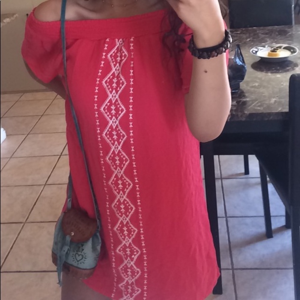Off the shoulder pink/redish dress 💗💗